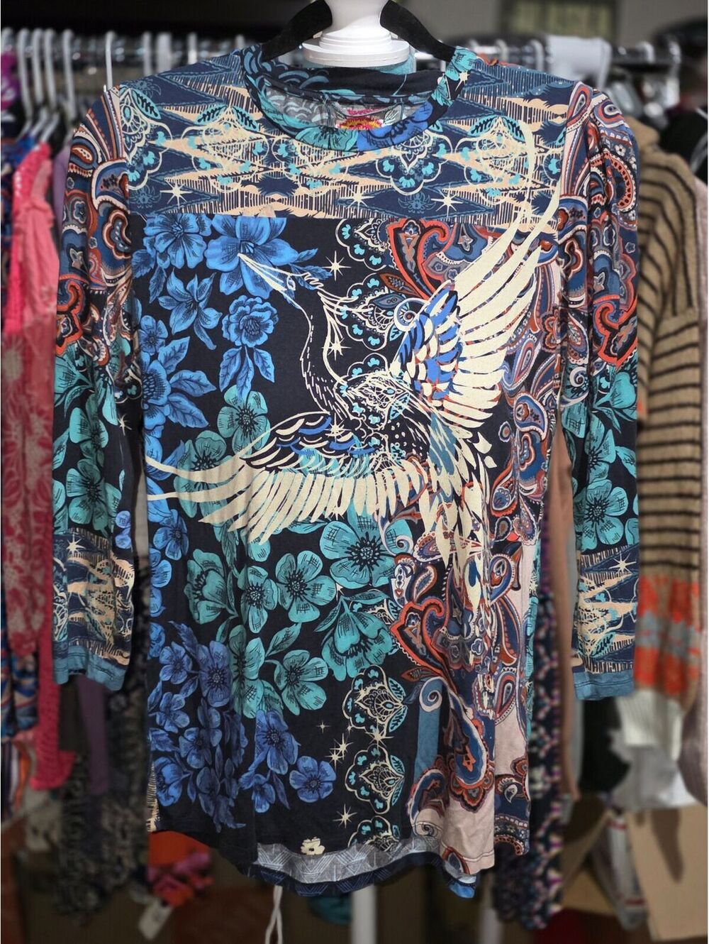 B37 Johnny Was Crane Tee **callout on tag